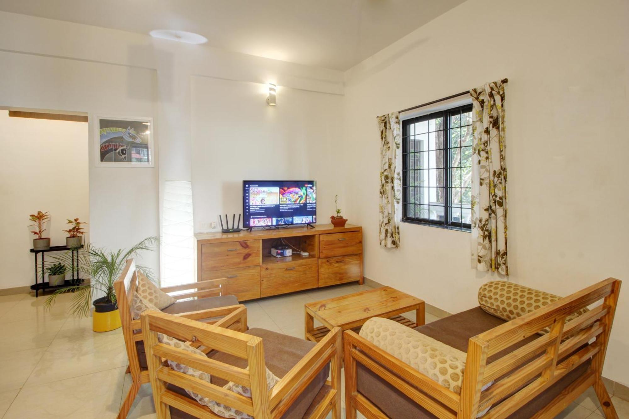 Genesis Abode - Cosy 2 Bhk Home In Assagao - 5 Km From Anjuna & Vagator Beaches Мапуса Екстериор снимка